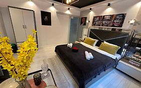 The Fame - Modern Studio In Top Location & Parking